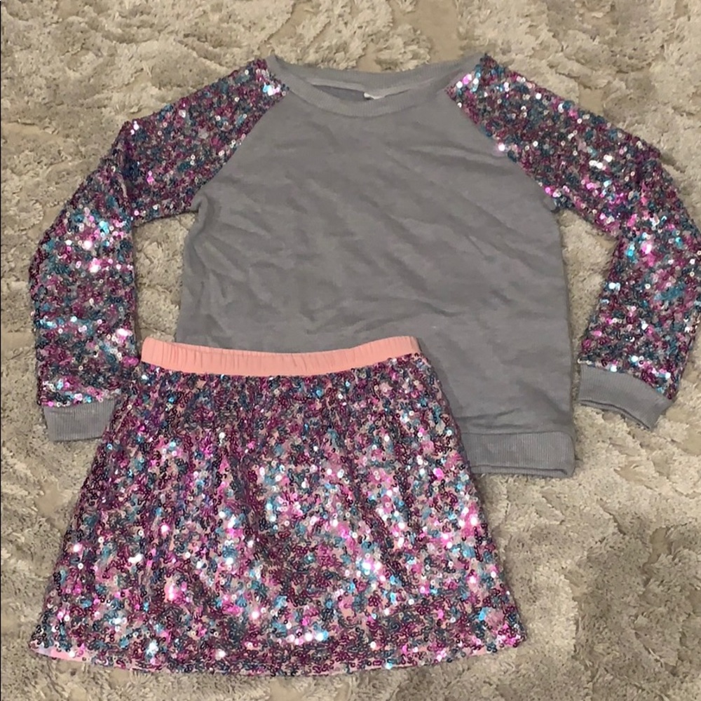 Girls sequin skirt w/ matching sweatshirt size 7-8